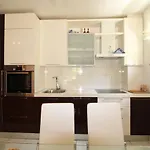 Macadamia With Garage Parking Διαμέρισμα