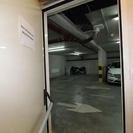 Macadamia With Garage Parking Апартаменты