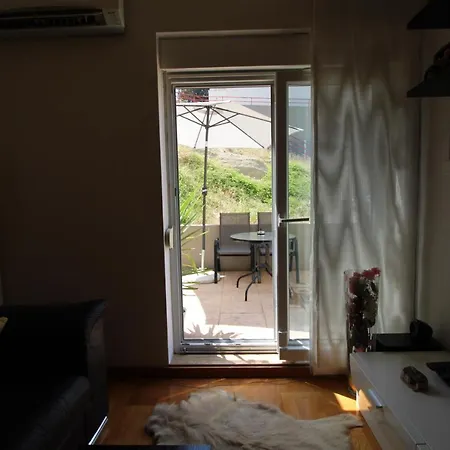 Apartment Macadamia With Garage Parking Split